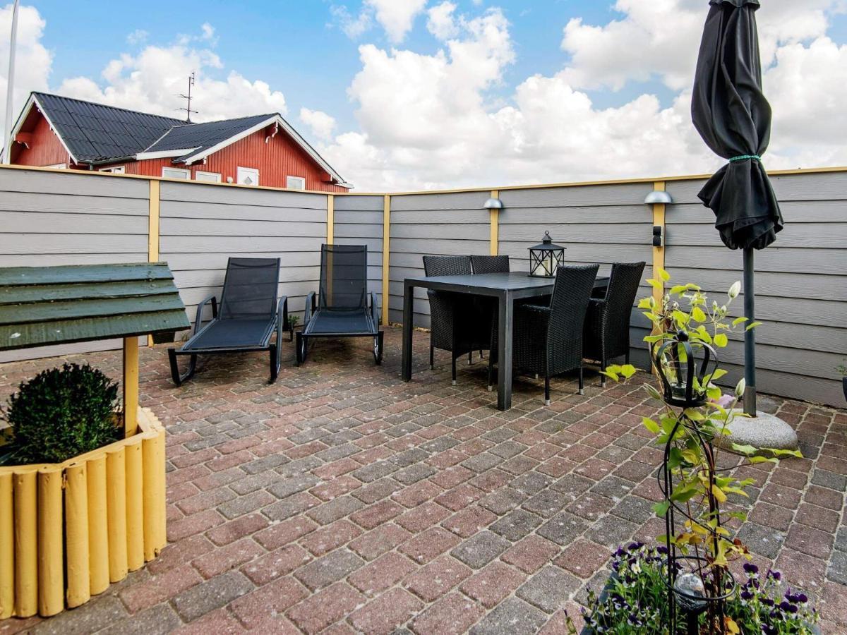 4 Person Holiday Home In R M Lakolk Eksteriør billede