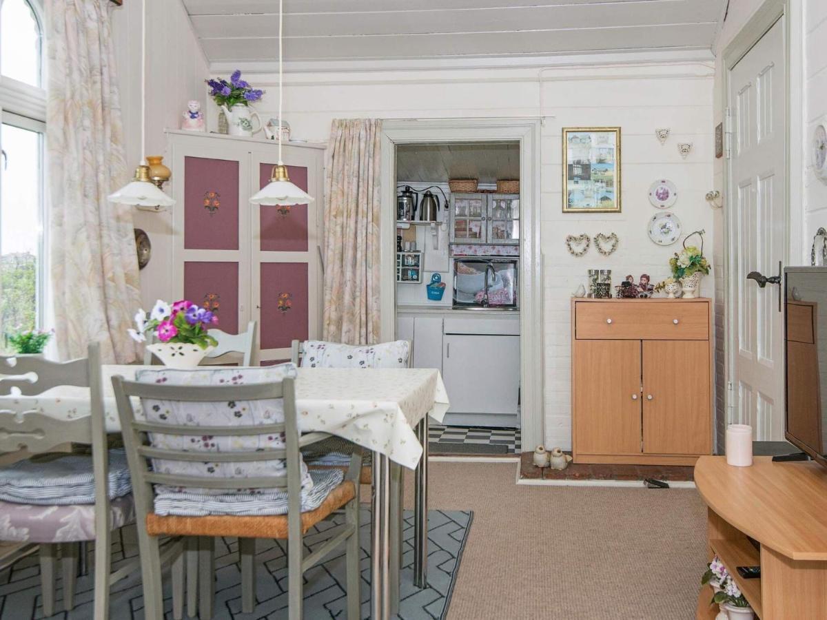 4 Person Holiday Home In R M Lakolk Eksteriør billede